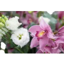 Kytice růžových květů